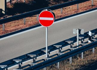 Czy zaangażowanie może przekraczać plan? Czy zaangażowanie może przekraczać plan?