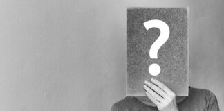 Kto informuje rodzinę o wypadku?